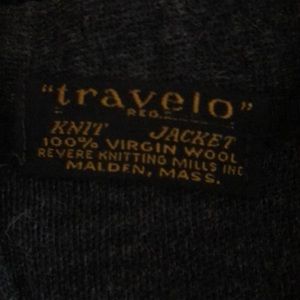 Vintage 100% wool grey knit jacket. Size med buttons on right.